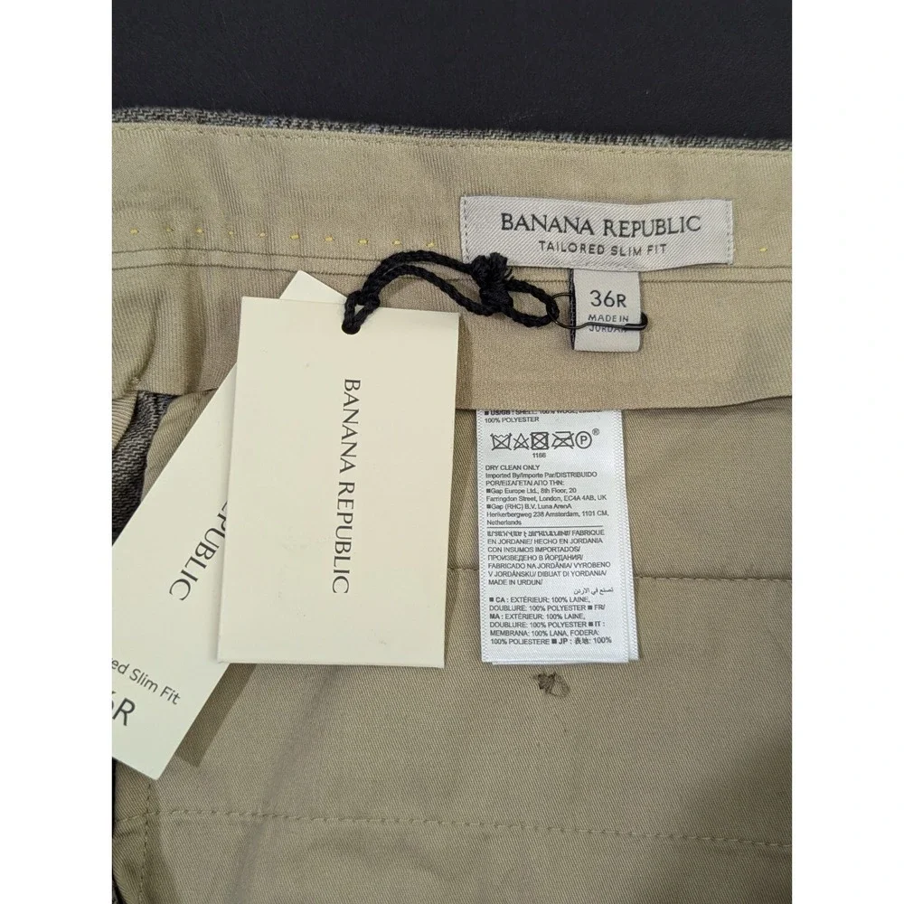 Banana Republic these banana